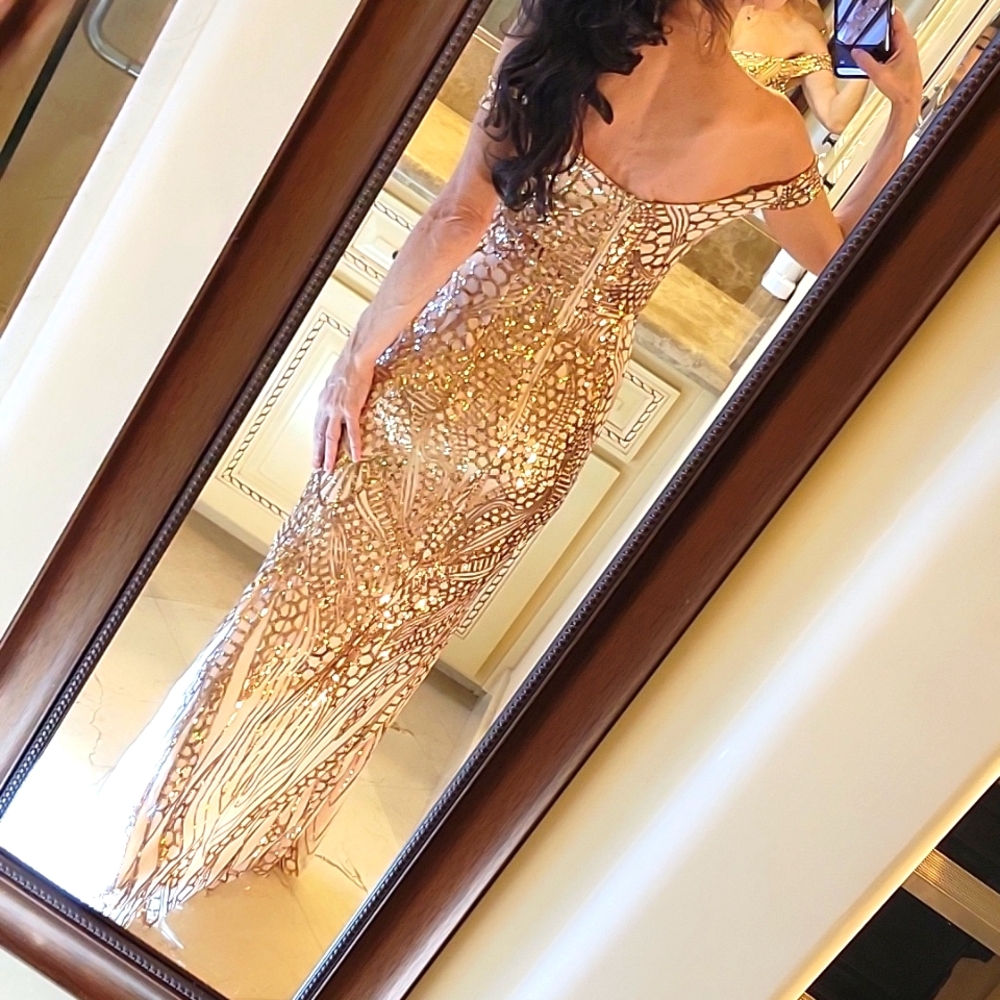 Gorgeous Gold Sequined Off-shoulder Fishtail Ball Gown, XS - Picture 11 of 16